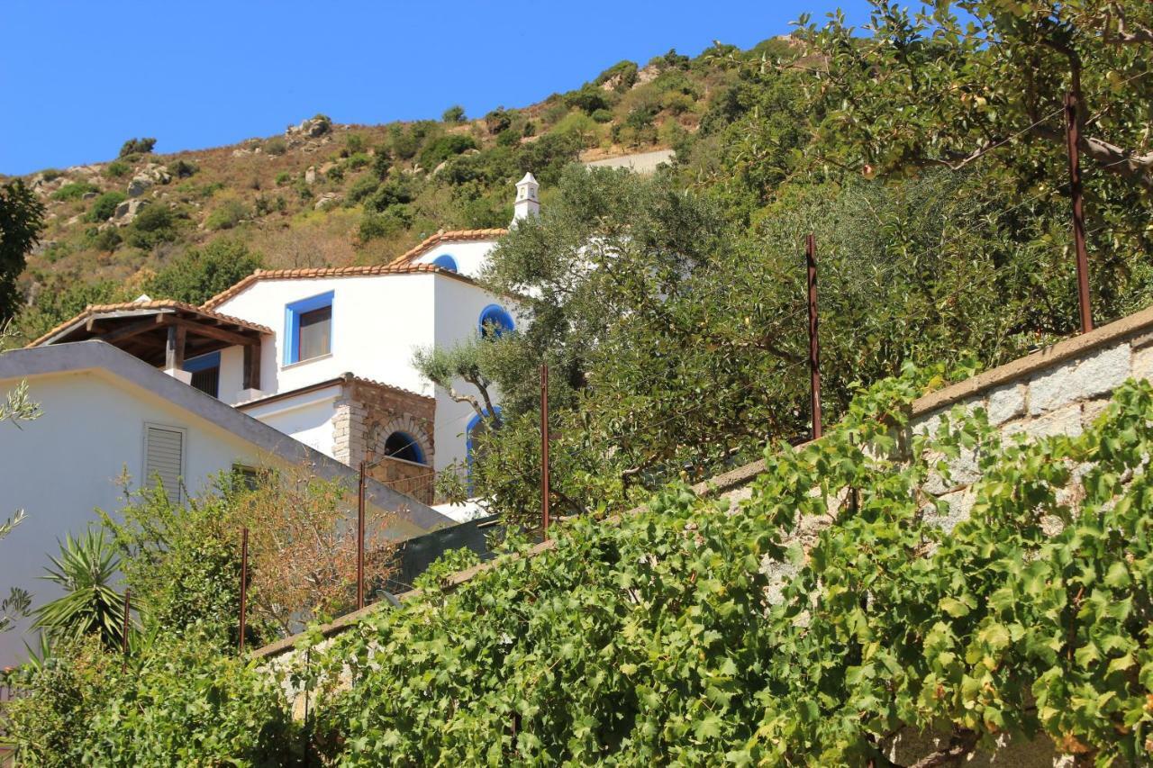 Vista Mare Apartman Lanusei Kültér fotó